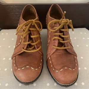 Naturalizer Wingtip Wedge Heel Oxford Lace Up Shoe  6.5